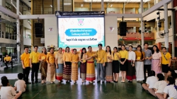 20240726141948.jpg - พิธีหล่อเทียนพรรษา ประจำปีการศึกษา ๒๕๖๗ | https://www.abcm.ac.th